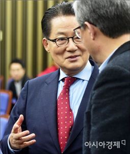 박지원 "北, 용의자 4인 송환해야…협력않으면 개입 스스로 증명"
