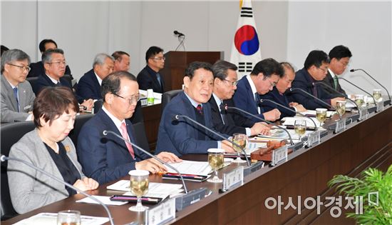 윤장현 광주시장, 제4차 빛가람혁신도시 공공기관장협의회 참석
