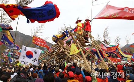 전국 정월 대보름행사…통영마을 별신굿 외