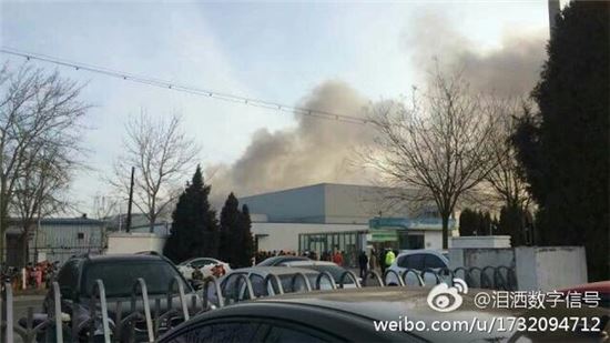 삼성SDI 천진공장 화재 현장 (출처 : 중국 웨이보 마이크로블로그) 