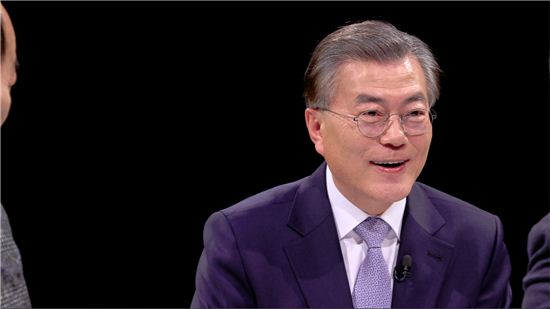 ‘썰전’ 문재인, 전원책과 경희대 법대 동문 “전원책이 선배인 줄 알았다”