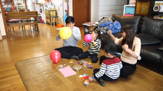 '아빠본색'이한위 "딸 없는 동안 공황상태였다"…'딸바보' 등극