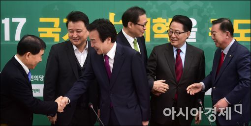 [포토]국민의당 최고위 참석한 손학규