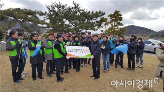 "내 집 앞 청소하자"…진도 환경 클린운동 활발