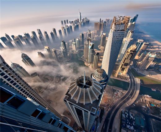 [VR 체험]두바이·장가계 여행 "땅 2평이면 충분했다"