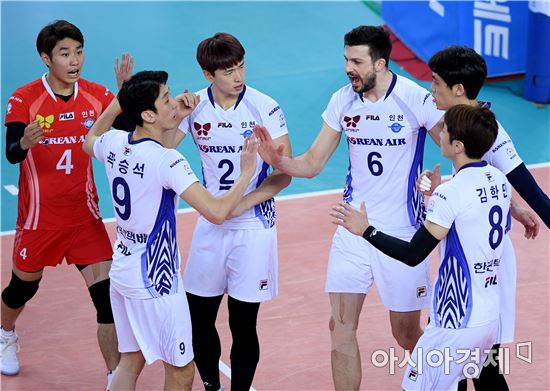 [포토]득점 환호하는 가스파리니