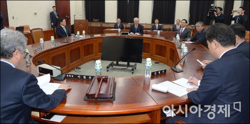 [포토]국정원, 김정남 피살관련 긴급 보고