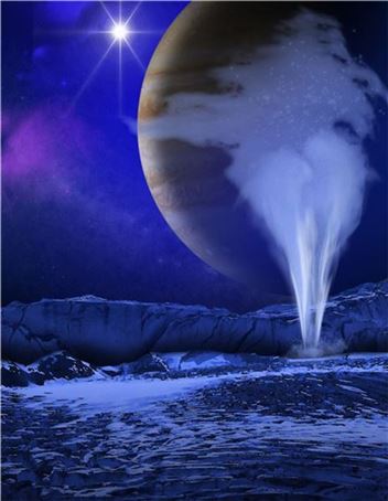 ▲목성의 달 유로파에서 여러 차례 물기둥이 솟는 것이 확인됐다.[사진제공=NASA]