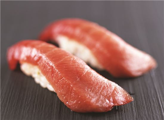 서울신라 뷔페 '더 파크뷰', 에도마에 전통 스시 대가 '스시 아오키' 초밥 선봬