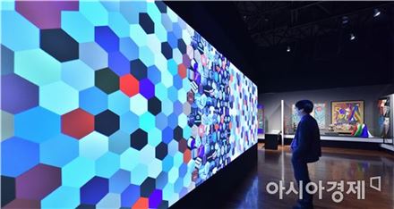 ‘때깔, 우리 삶에 스민 색깔展’ 기간 연장