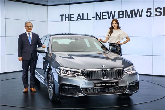 BMW, 뉴5시리즈로 벤츠 잡는다…김효준 사장 물량확보 총력