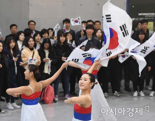 [포토]'태극기 휘날리며'