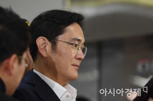 이재용 재판서 '정유라 임신' 공방…삼성 "증거 될 수 없다"