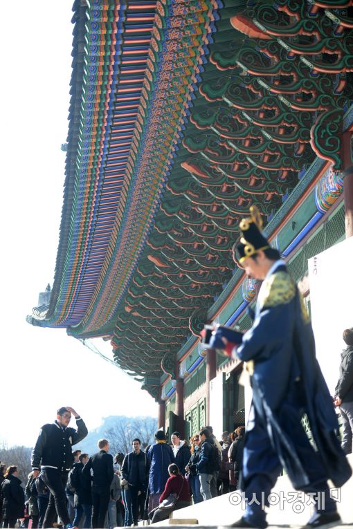 [포토]'한복 입고 궁 나들이'