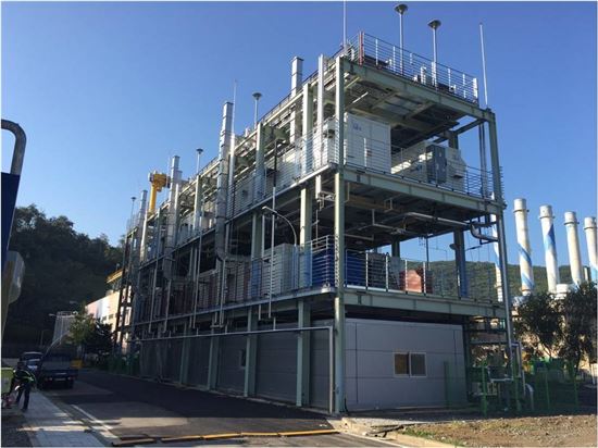 박정원 두산 회장의 '에너지 뚝심'…미국서 전기 판다