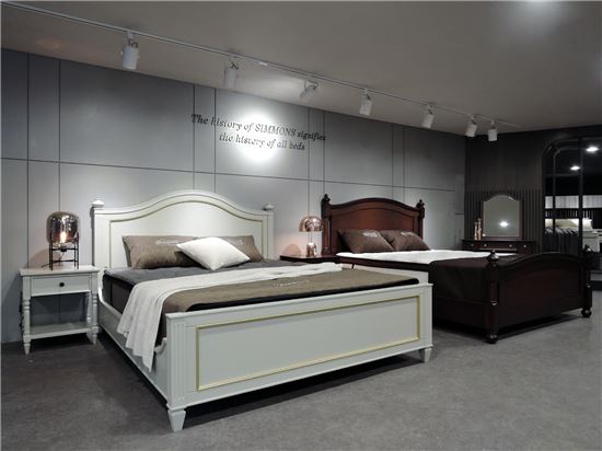 시몬스 침대 '부천춘의점', 프리미엄 매장 리뉴얼 오픈