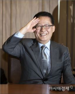 박지원 국민의당 대표가 박영수 특검에 경의를 표했다./ 사진=아시아경제 DB