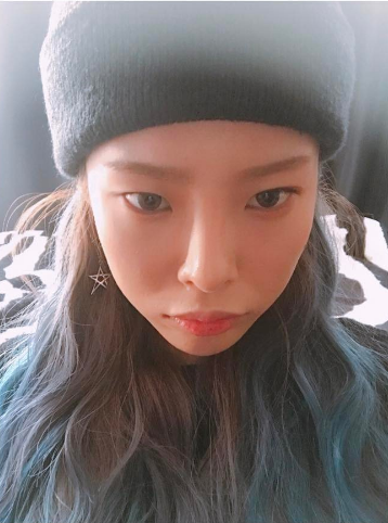 헤이즈 "짝눈이라 테이프로 쌍꺼풀 만들어"…네티즌 "솔직해서 좋아"