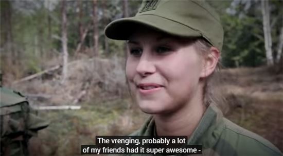 [뉴스의눈]노르웨이 여군은 남군과 같은 숙소서 잔다?