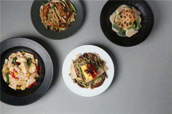 동원홈푸드 더반찬, 봄맞이 보양식 HMR 메뉴 출시