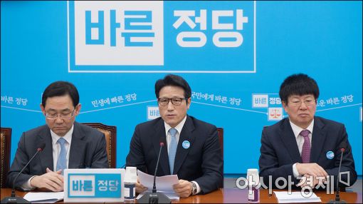 [단독]정병국 "탄핵심판 직후 로드맵 내놓겠다"…김종인 탈당으로 탄력받은 '제3지대'