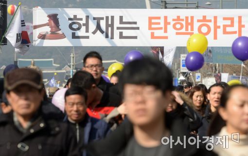 [탄핵 촛불집회]전국 105만 시민 "탄핵 선고날 다시 모이자"(종합)