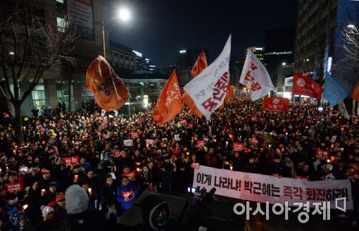 [탄핵 촛불집회]전국 105만 시민 "탄핵 선고날 다시 모이자"(종합)