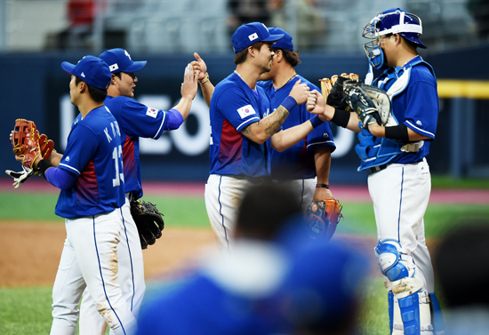 WBC대표팀 14안타 폭발, 상무에 11-1 낙승