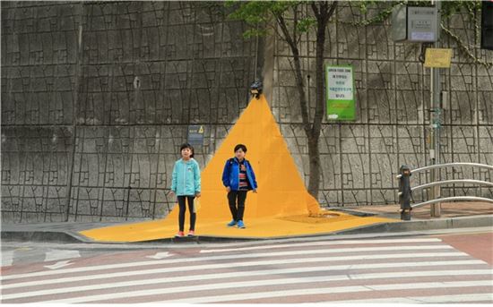 걷기편한 서울만들기…‘ㅁ’ 자, 대각선 횡단보도 늘린다