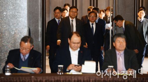 [포토]정기총회 참석하는 경제5단체