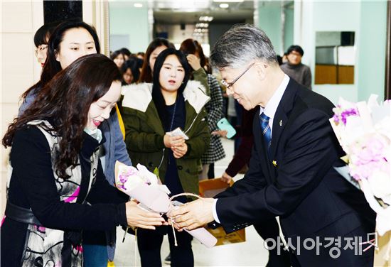 광주 광산구 여성의 날 기념 행사 개최~“여성에게 빵과 장미를”