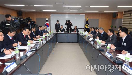 [포토]금융위, 핀테크 지원기관 간담회 