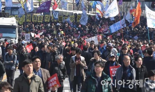 [포토]청와대로 향하는 시민들 