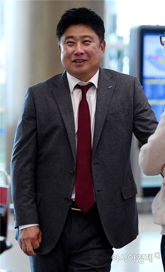 [포토]미소짓는 김태형 감독