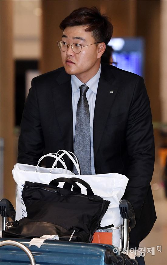 [포토]입국장 들어서는 오재일