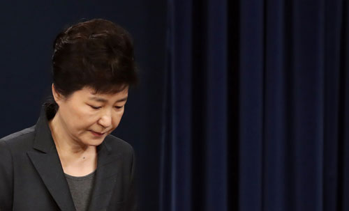 박근혜의 '죄'는, 국민수치감과 허탈감을 낳은 형이상학적 죄?