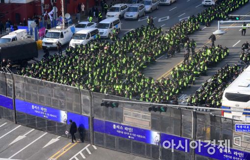 [포토]'더 이상의 폭력집회는...'