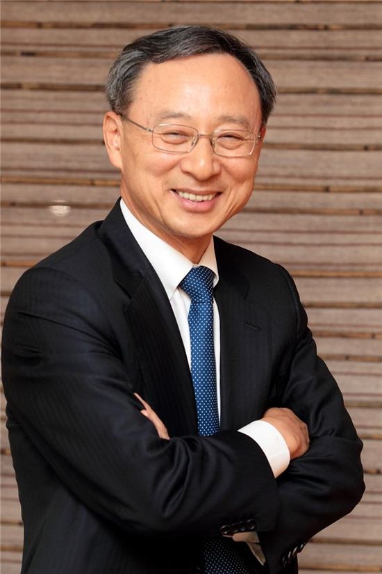 황창규 KT 회장, 차은택 재판에 또다시 불출석 