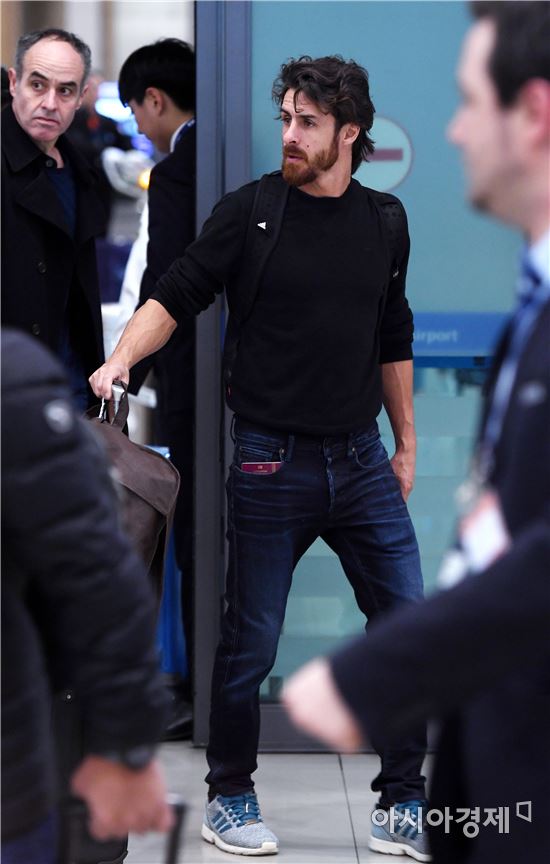 [포토]U-20 월드컵 조 추첨 위해 입국하는 아이마르