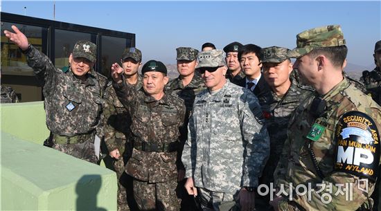 한미 양국 합참의장 전화통화 “한미동맹 굳건함 재확인”