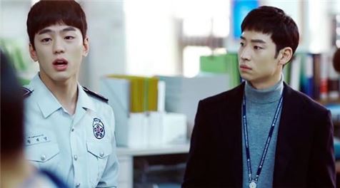 김민규 ‘시그널 황의경’시절 사진 보니…일자 앞머리도 귀여워