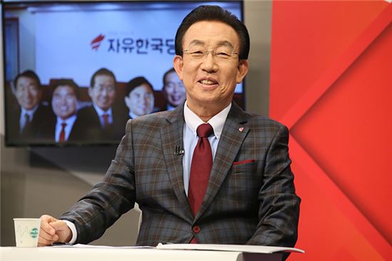 김관용 "세월호, 특정 정당 정치적 목적으로 사용해선 안 돼"