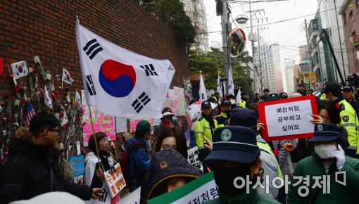 [포토]'예전처럼 공부하고 싶어요'