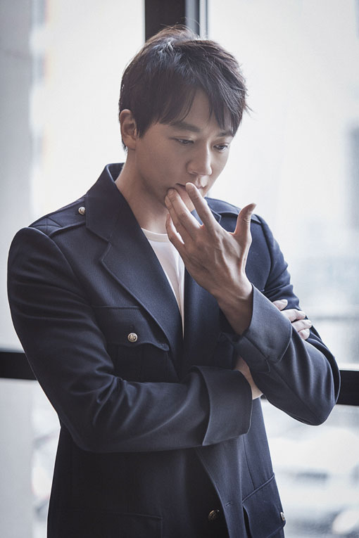 김래원 ‘영화 관람 인증샷’ 논란에 “잘못된 행동 인지하고 반성”