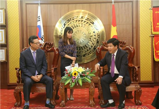 유커 대신 베트남·무슬림