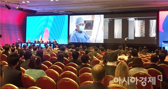 전남대병원 의료진 국내 최초 인터벤션 라이브시술 생중계 ‘화제’