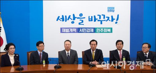 [포토]국회 찾은 박용만 대한상의 회장