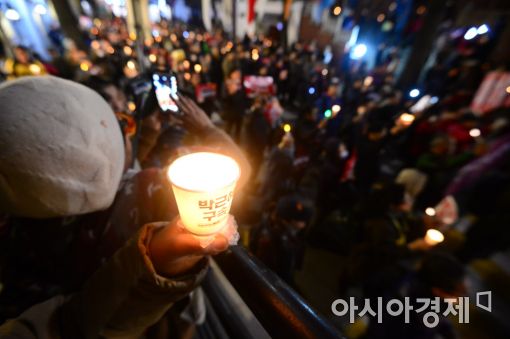 [포토]'어둠 이겨낸 촛불'