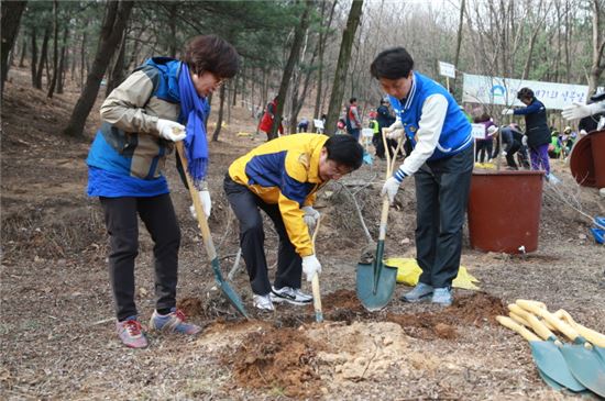 도봉구, 구민과 함께하는 나무심기 