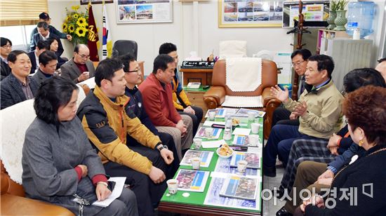 윤장현 광주시장, 양동시장 방문